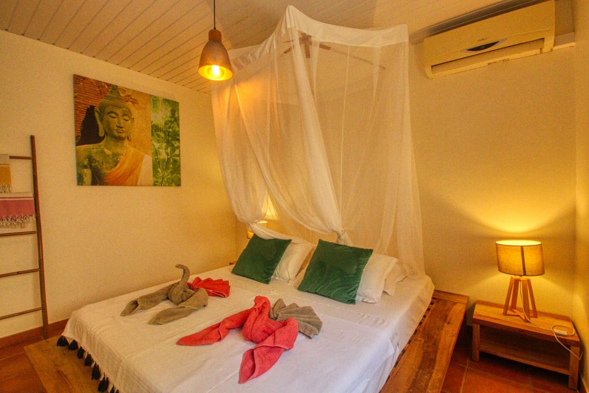 26Location villa piscine le diamant martinique_ la chambre 2